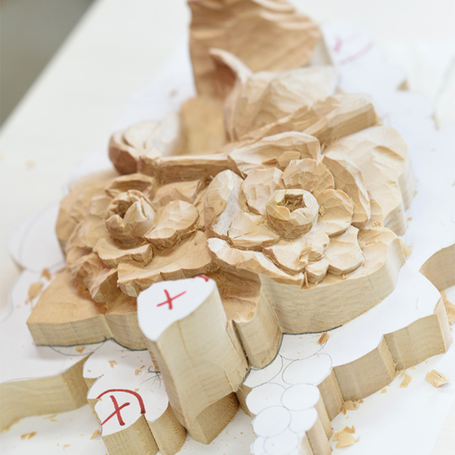 The Royal Art of Woodcarving with Alexander Grabovetskiy May 4-8, 2026